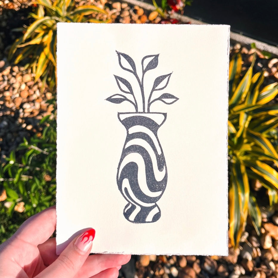 Trippy Vase Print